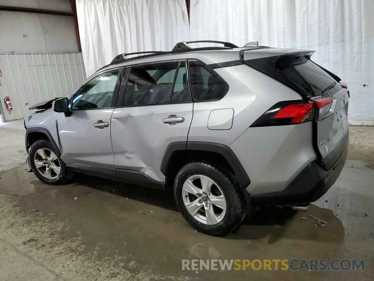 2 Photograph of a damaged car 2T3P1RFV2MC171029 TOYOTA RAV4 2021