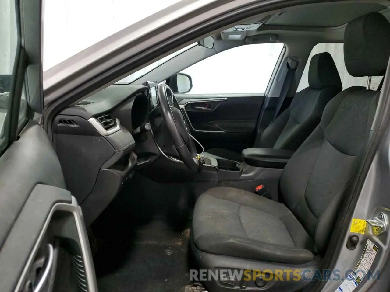7 Photograph of a damaged car 2T3P1RFV2MC171029 TOYOTA RAV4 2021