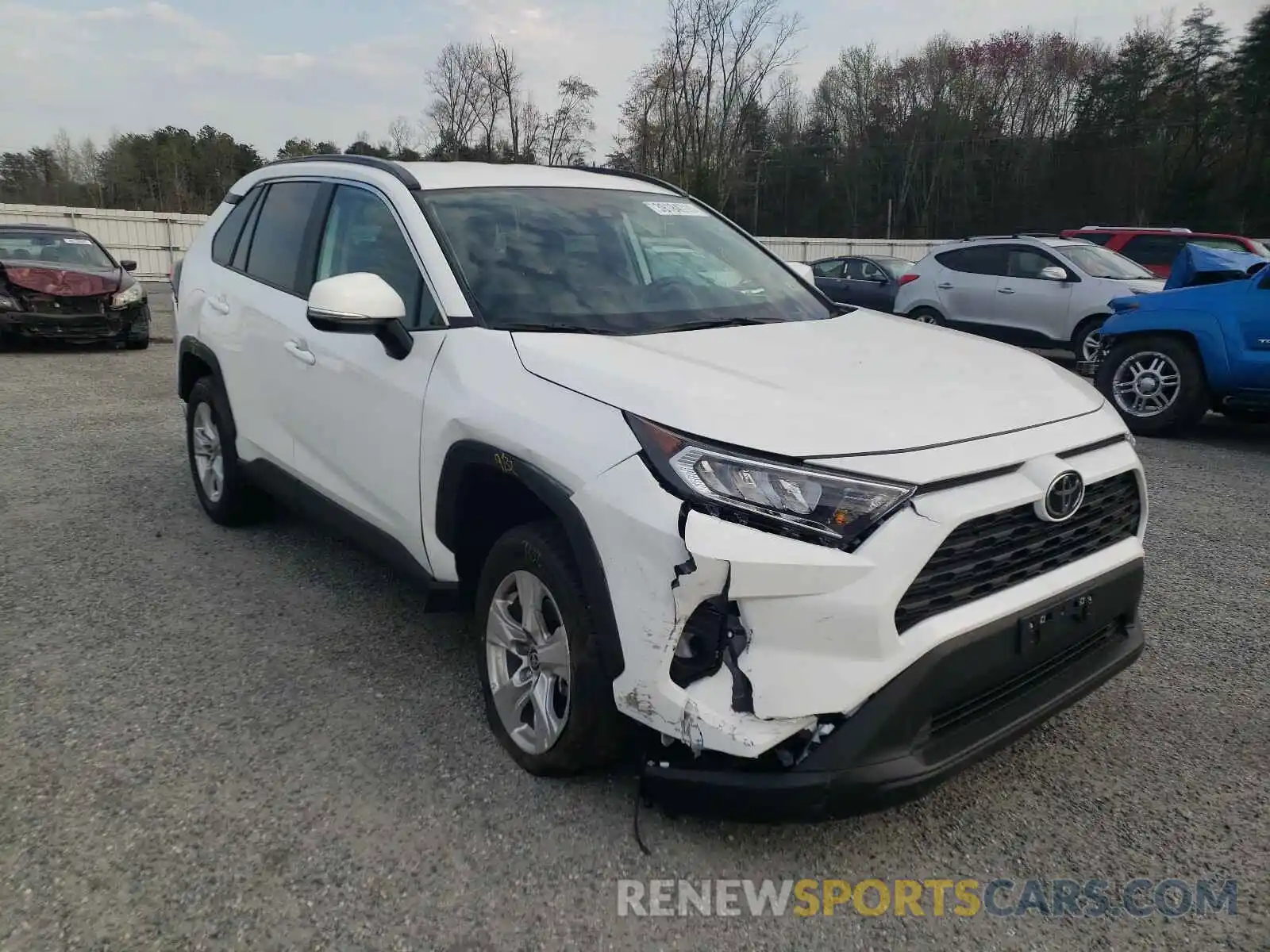 1 Photograph of a damaged car 2T3P1RFV2MC183651 TOYOTA RAV4 2021