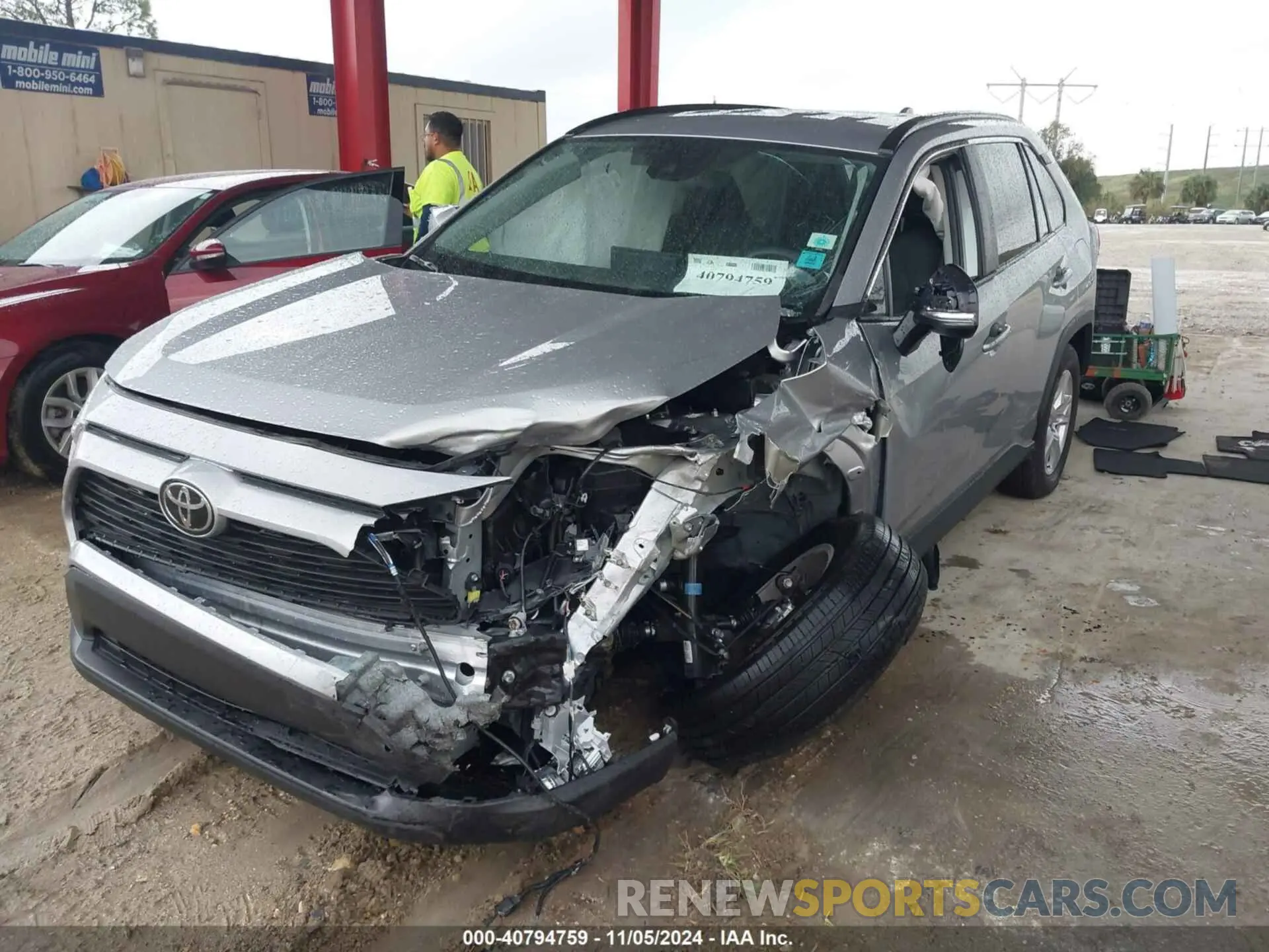 2 Photograph of a damaged car 2T3P1RFV2MC192267 TOYOTA RAV4 2021