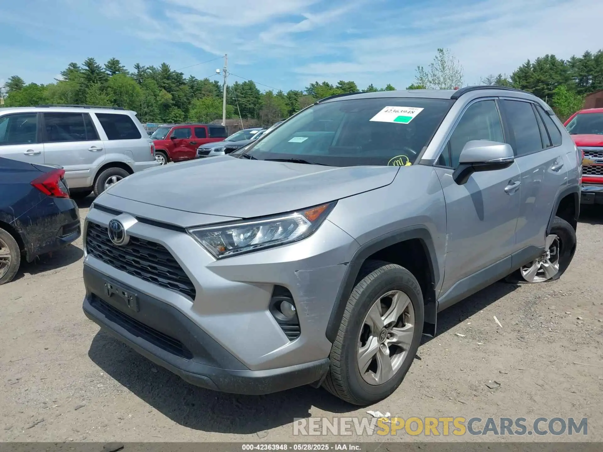 2 Photograph of a damaged car 2T3P1RFV2MC192771 TOYOTA RAV4 2021