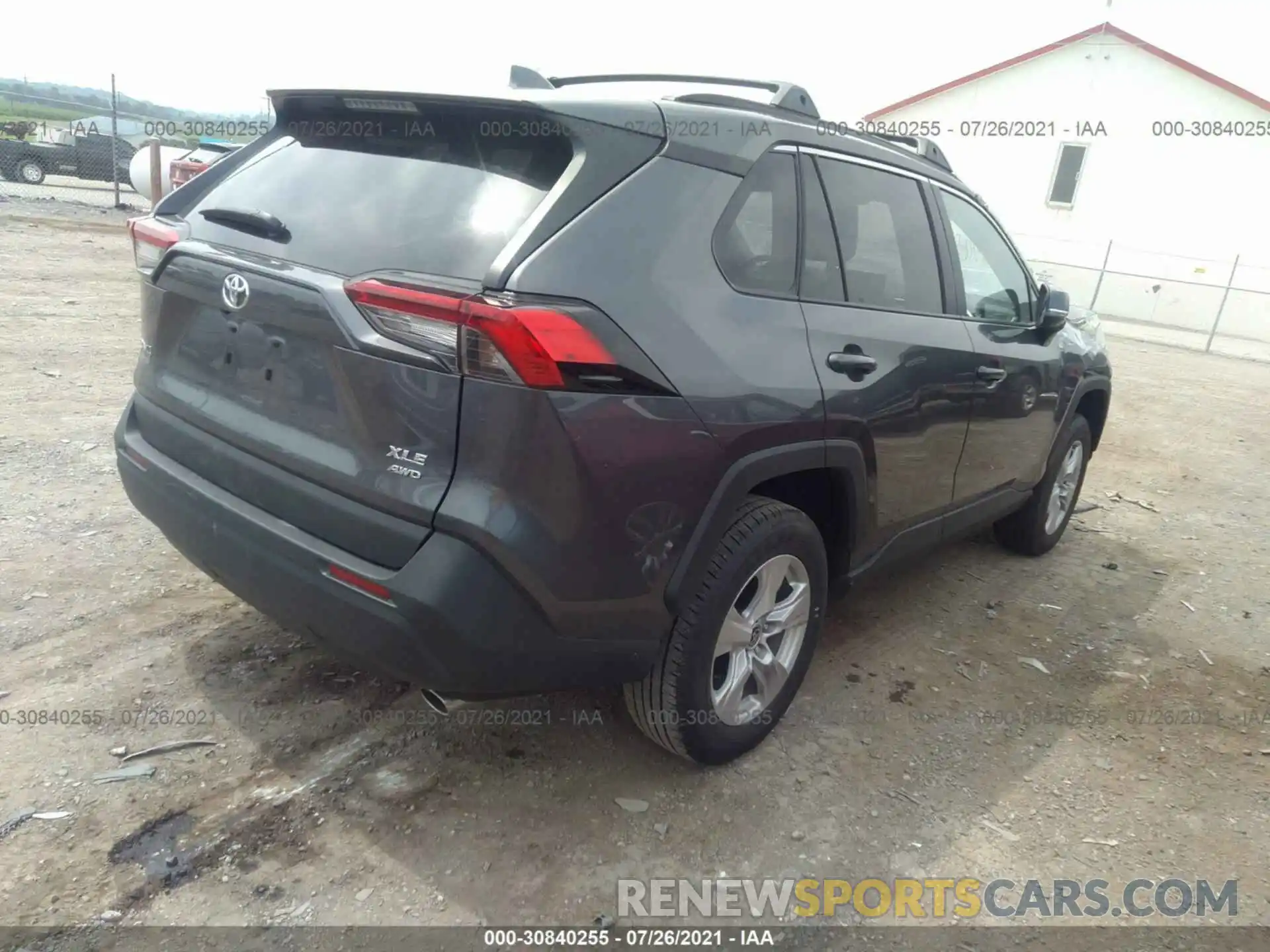 4 Photograph of a damaged car 2T3P1RFV2MC212419 TOYOTA RAV4 2021