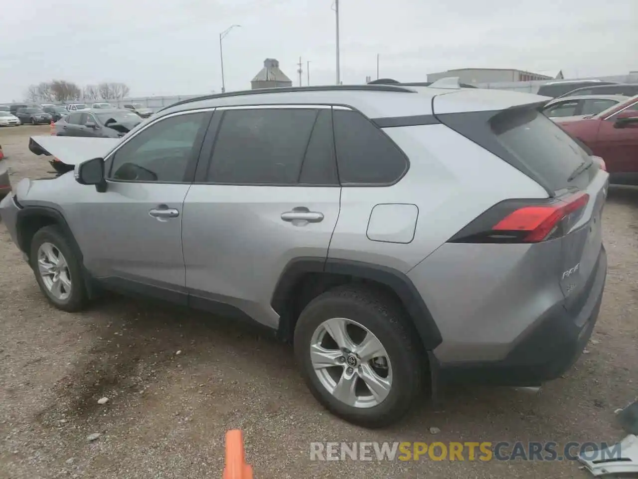 2 Photograph of a damaged car 2T3P1RFV2MC226871 TOYOTA RAV4 2021