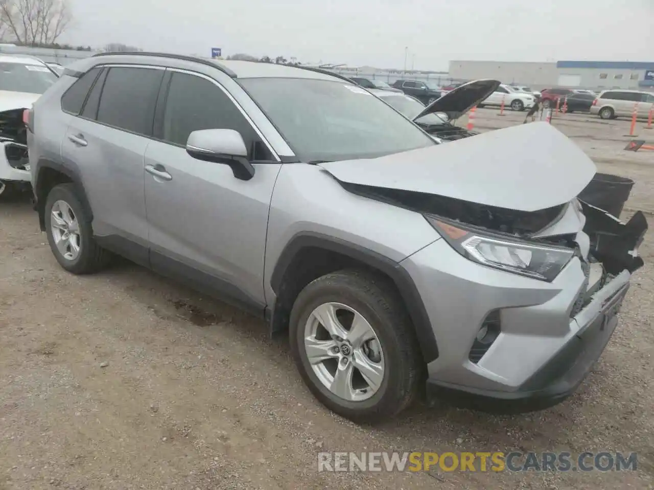 4 Photograph of a damaged car 2T3P1RFV2MC226871 TOYOTA RAV4 2021