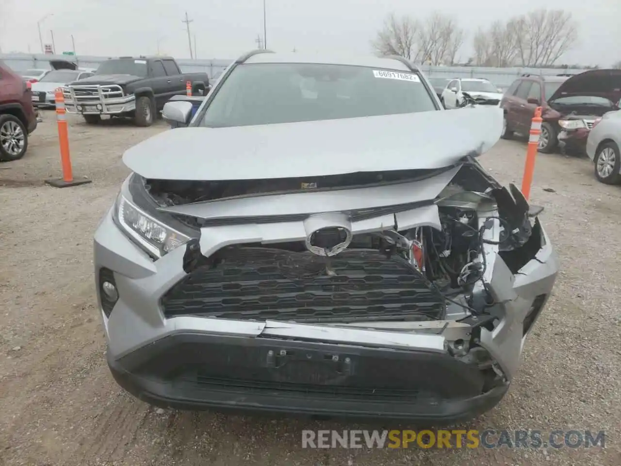 5 Photograph of a damaged car 2T3P1RFV2MC226871 TOYOTA RAV4 2021