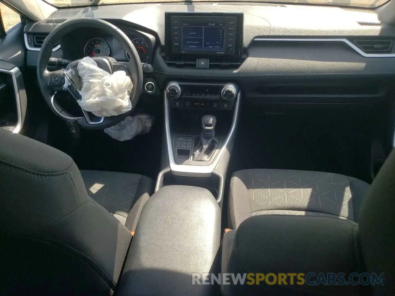 8 Photograph of a damaged car 2T3P1RFV2MC235859 TOYOTA RAV4 2021