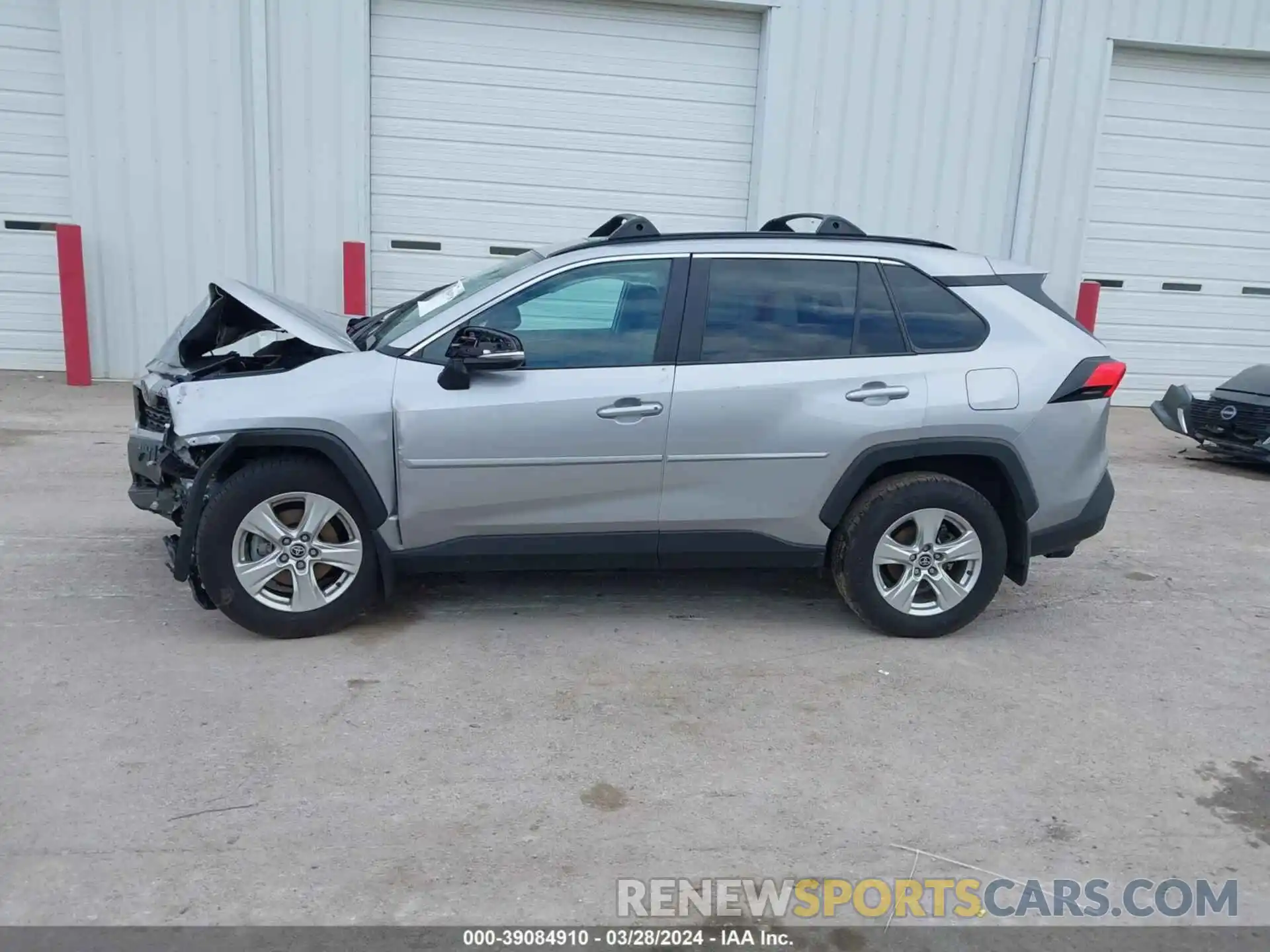 13 Photograph of a damaged car 2T3P1RFV2MC241306 TOYOTA RAV4 2021