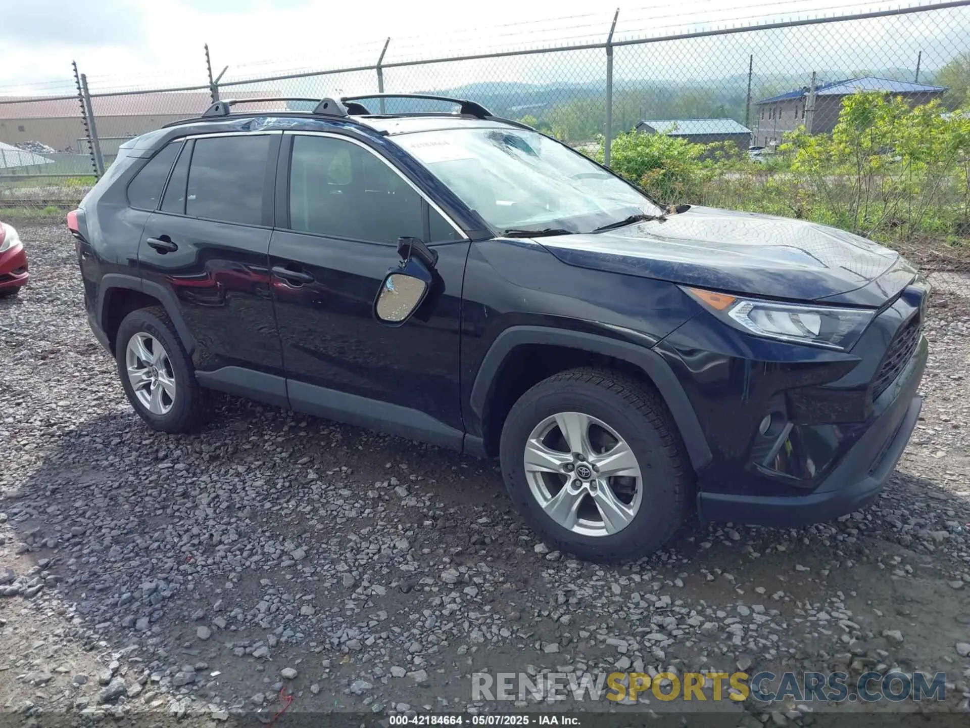1 Photograph of a damaged car 2T3P1RFV2MC248806 TOYOTA RAV4 2021