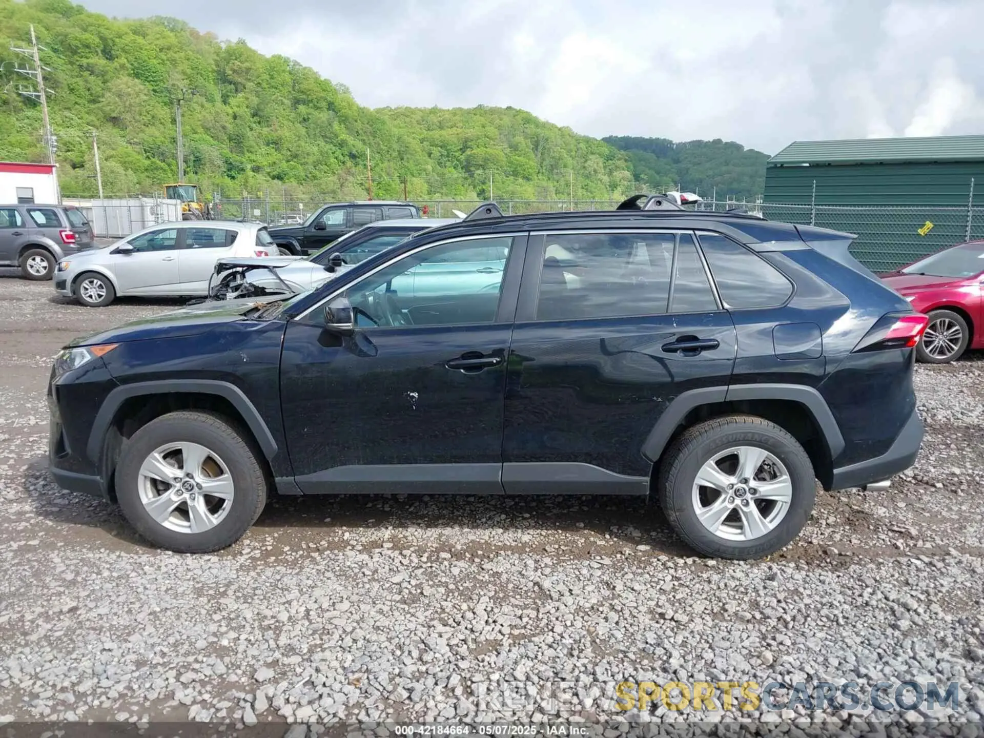 14 Photograph of a damaged car 2T3P1RFV2MC248806 TOYOTA RAV4 2021
