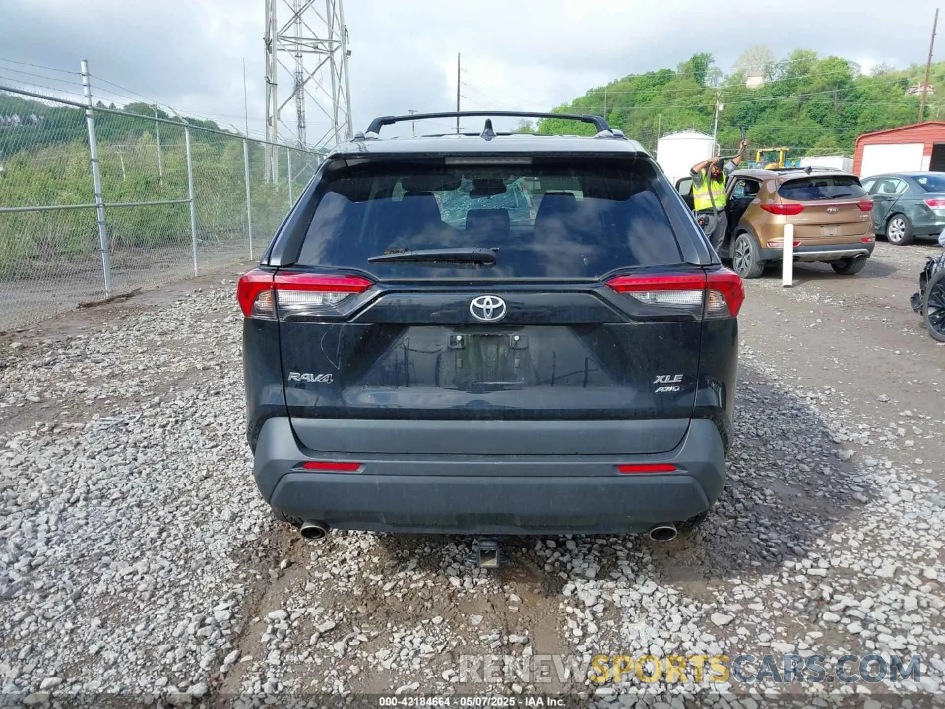 16 Photograph of a damaged car 2T3P1RFV2MC248806 TOYOTA RAV4 2021