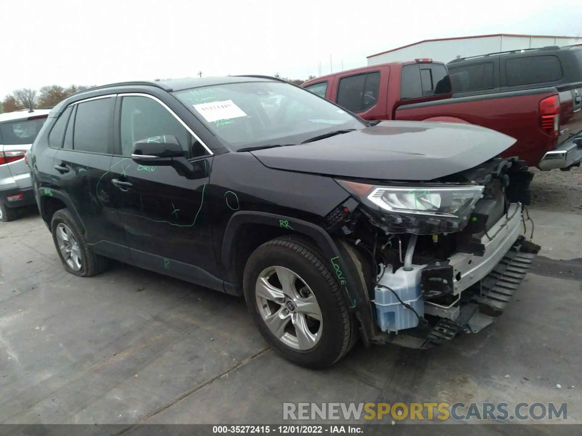 1 Photograph of a damaged car 2T3P1RFV2MW170428 TOYOTA RAV4 2021