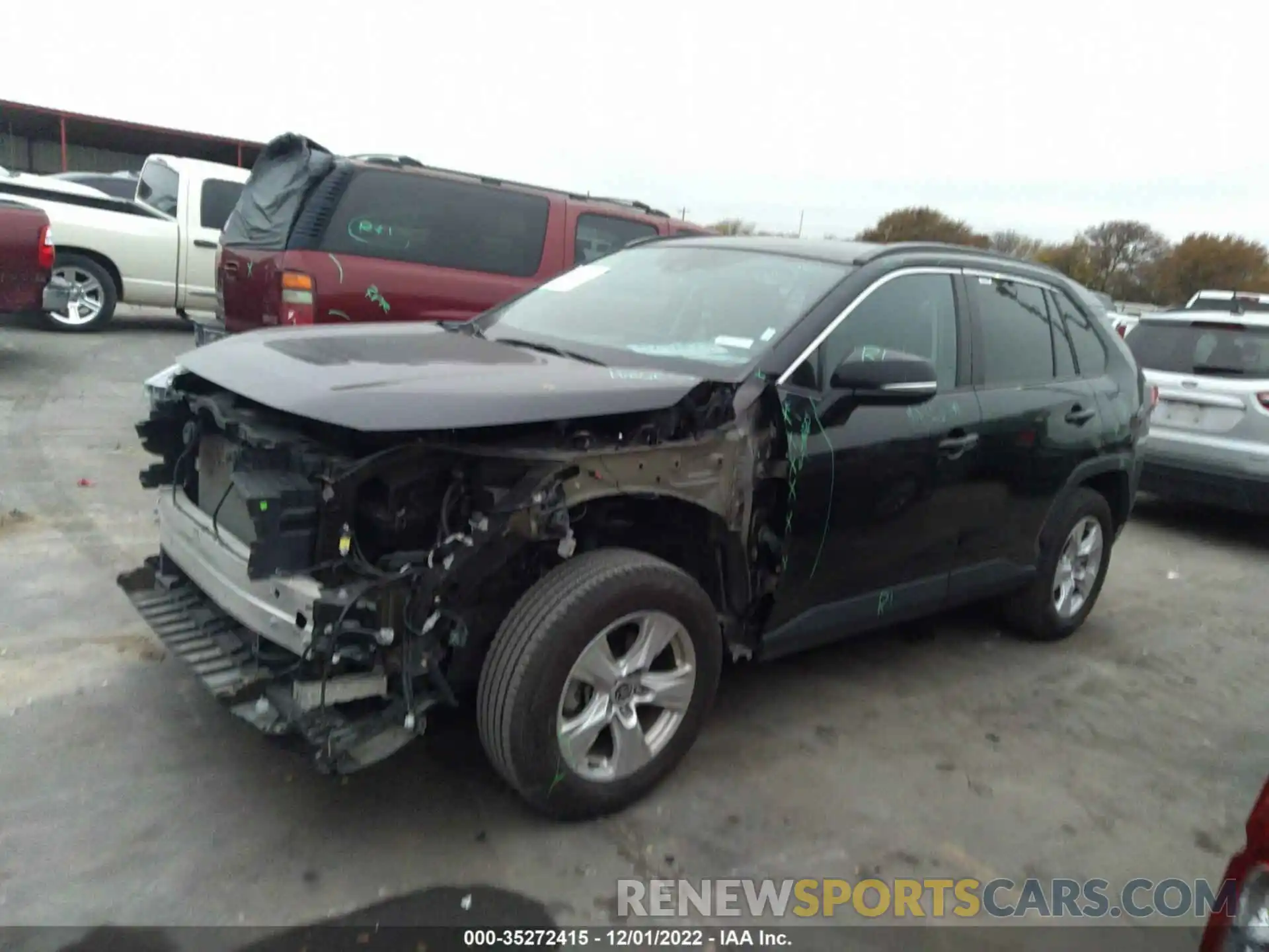 2 Photograph of a damaged car 2T3P1RFV2MW170428 TOYOTA RAV4 2021