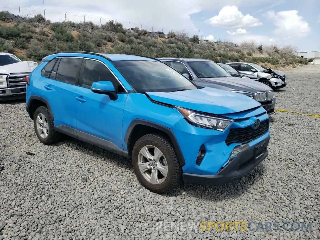 4 Photograph of a damaged car 2T3P1RFV2MW171370 TOYOTA RAV4 2021