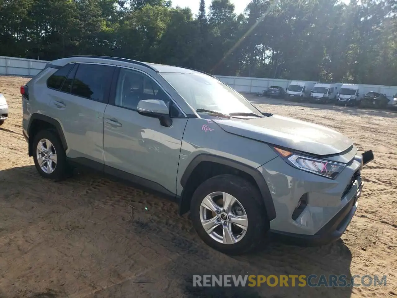4 Photograph of a damaged car 2T3P1RFV2MW192106 TOYOTA RAV4 2021
