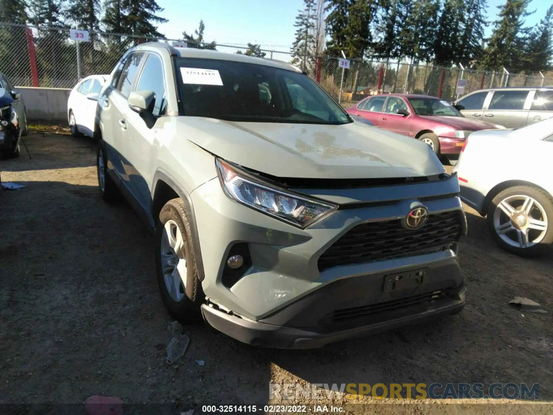 1 Photograph of a damaged car 2T3P1RFV2MW194258 TOYOTA RAV4 2021