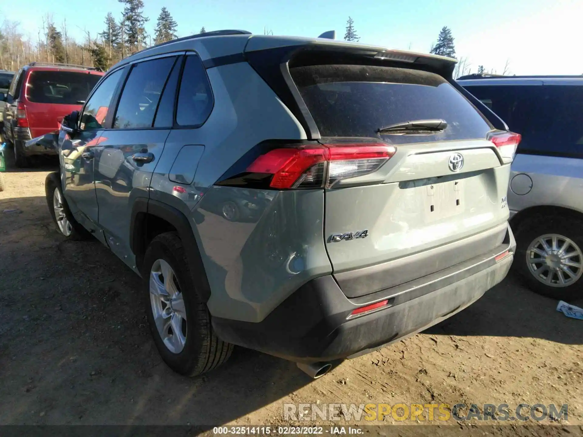 3 Photograph of a damaged car 2T3P1RFV2MW194258 TOYOTA RAV4 2021