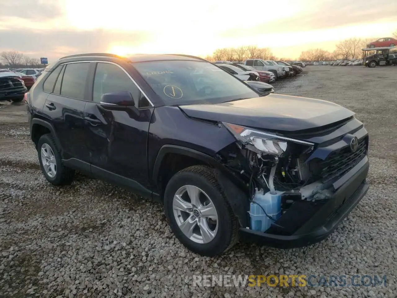 4 Photograph of a damaged car 2T3P1RFV2MW194941 TOYOTA RAV4 2021