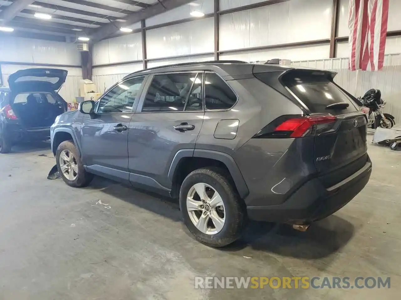 2 Photograph of a damaged car 2T3P1RFV2MW202312 TOYOTA RAV4 2021