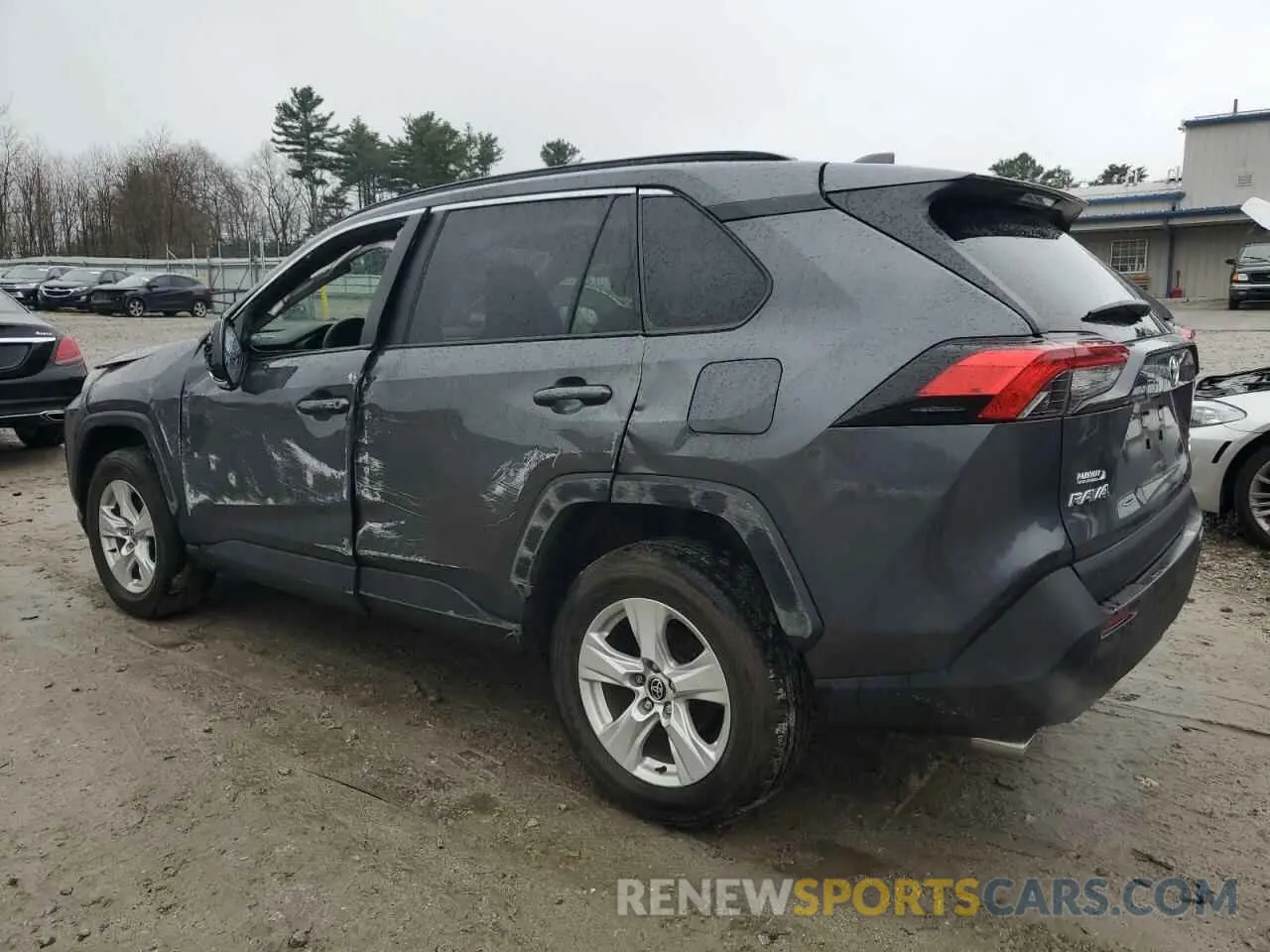 2 Photograph of a damaged car 2T3P1RFV2MW212550 TOYOTA RAV4 2021