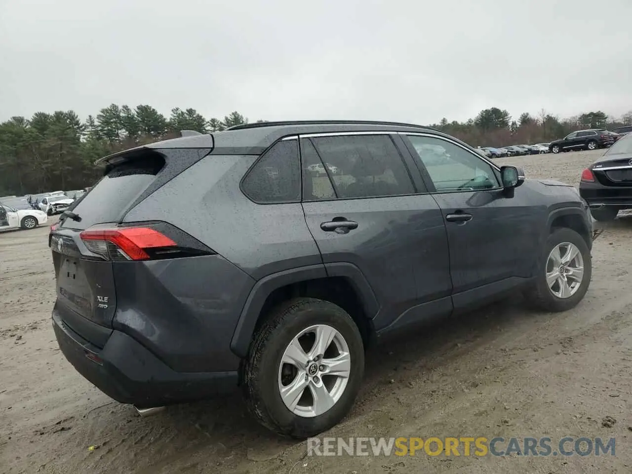 3 Photograph of a damaged car 2T3P1RFV2MW212550 TOYOTA RAV4 2021