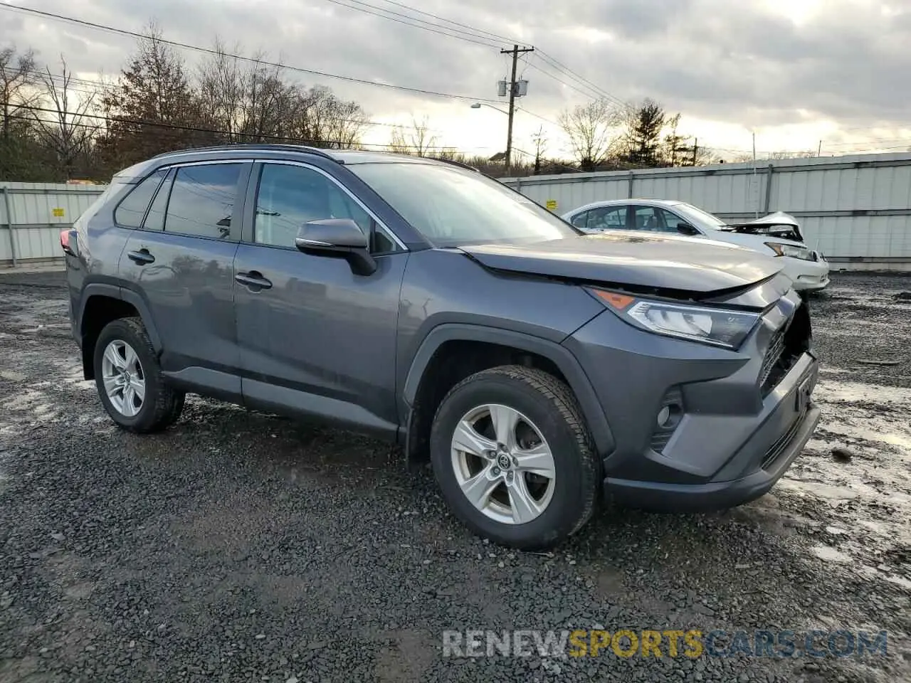 4 Photograph of a damaged car 2T3P1RFV2MW219515 TOYOTA RAV4 2021