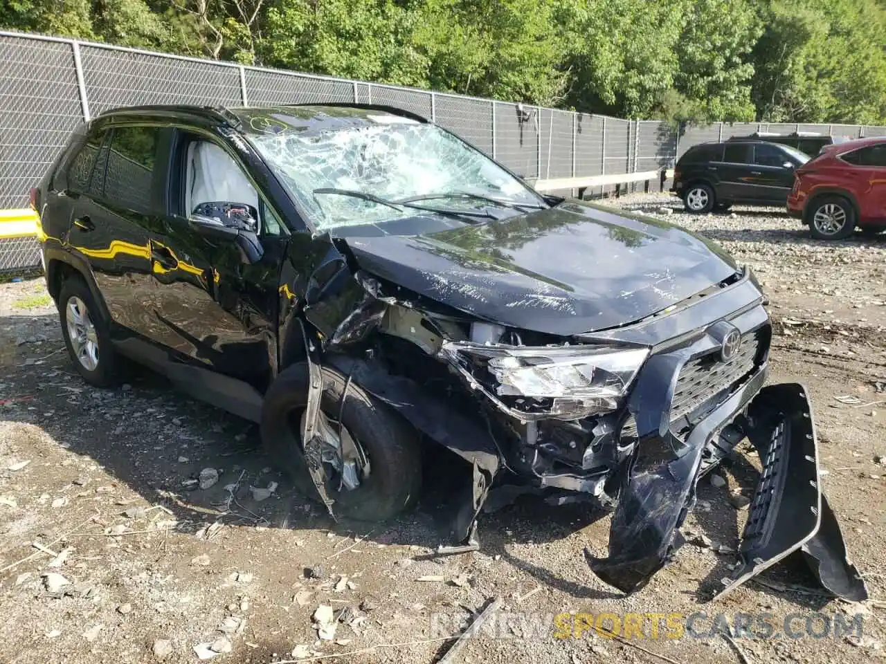 1 Photograph of a damaged car 2T3P1RFV2MW219661 TOYOTA RAV4 2021