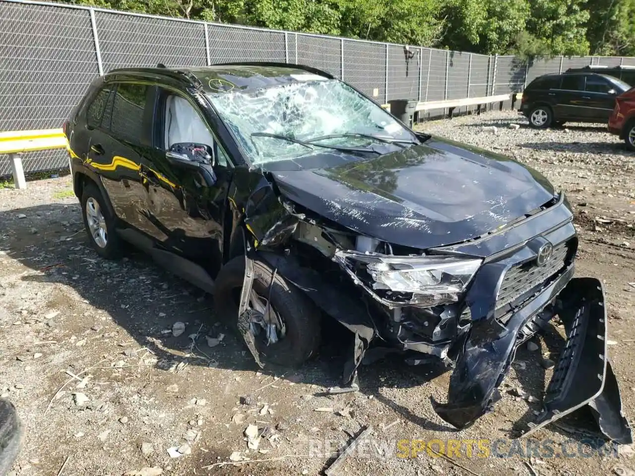 9 Photograph of a damaged car 2T3P1RFV2MW219661 TOYOTA RAV4 2021