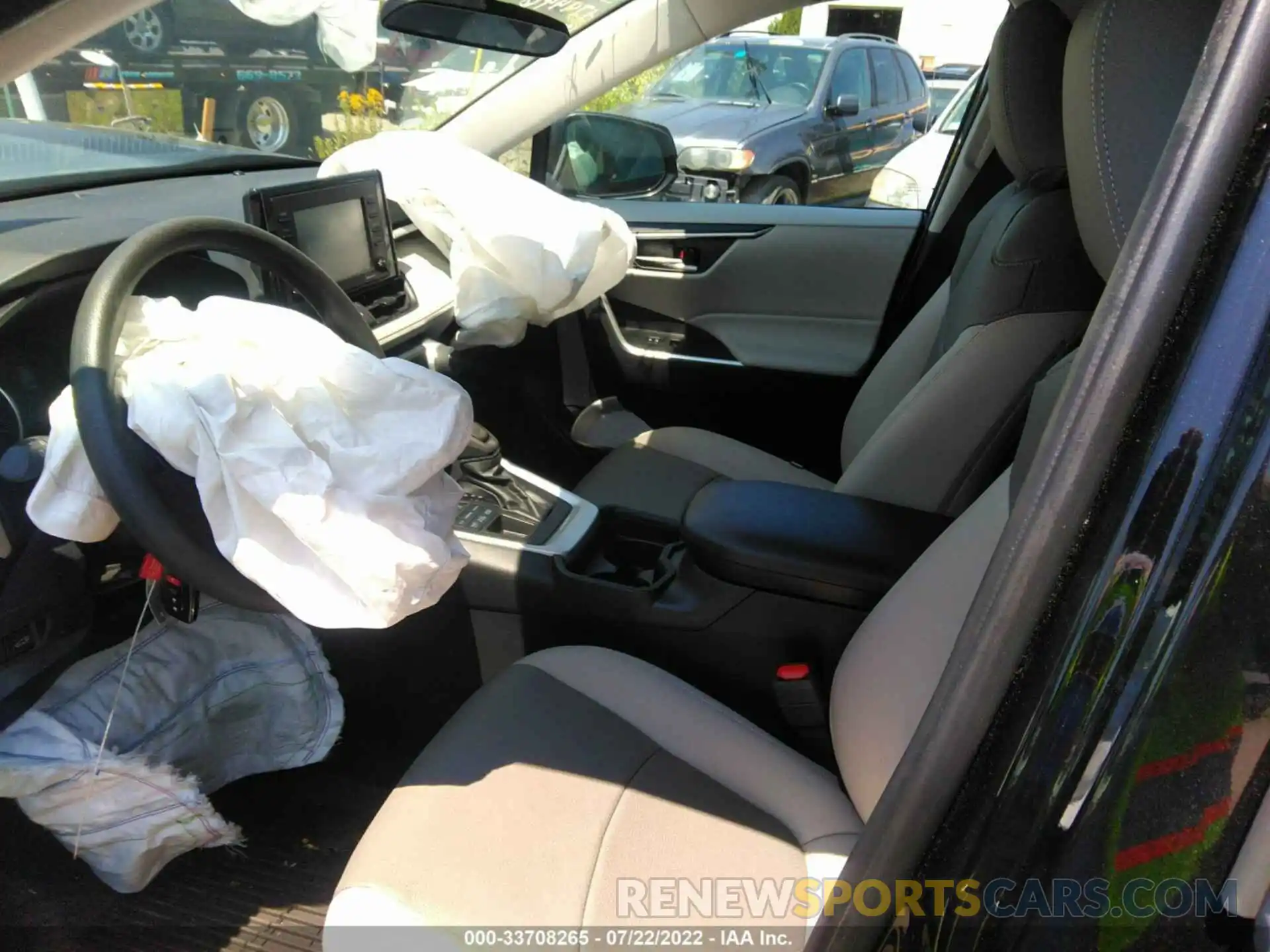 5 Photograph of a damaged car 2T3P1RFV2MW227923 TOYOTA RAV4 2021