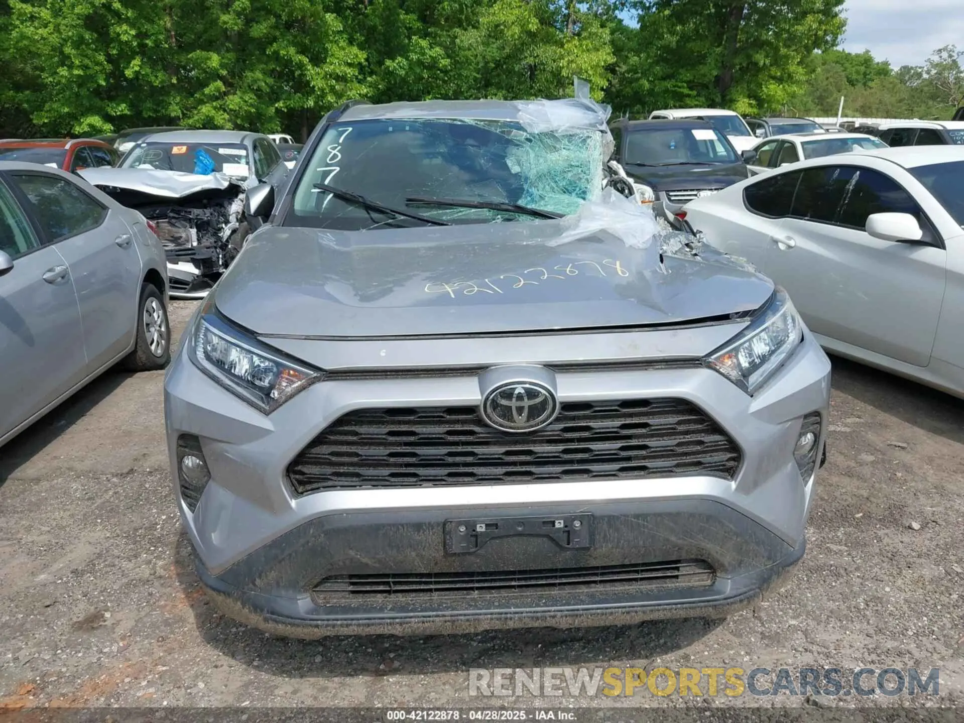 11 Photograph of a damaged car 2T3P1RFV3MC167877 TOYOTA RAV4 2021