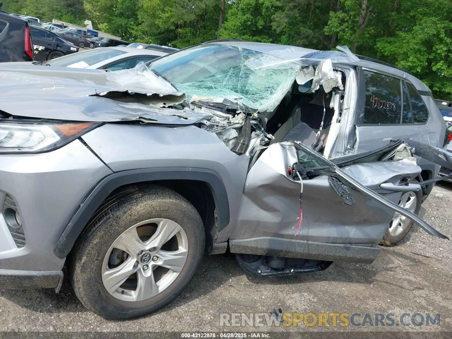 6 Photograph of a damaged car 2T3P1RFV3MC167877 TOYOTA RAV4 2021