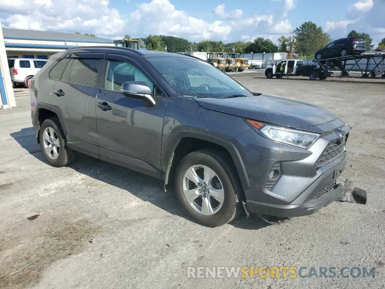 4 Photograph of a damaged car 2T3P1RFV3MC169094 TOYOTA RAV4 2021