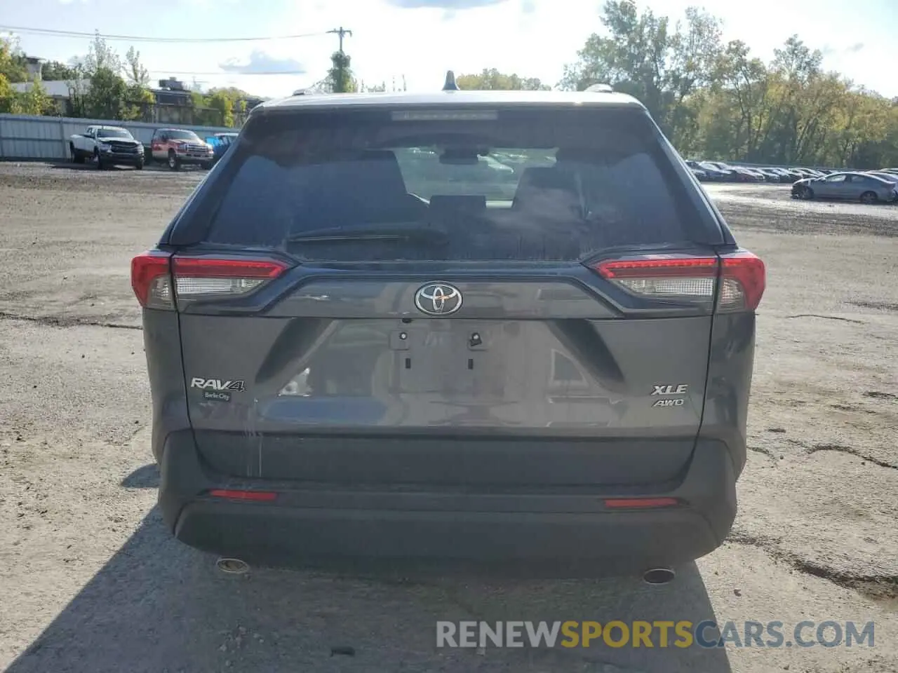 6 Photograph of a damaged car 2T3P1RFV3MC169094 TOYOTA RAV4 2021