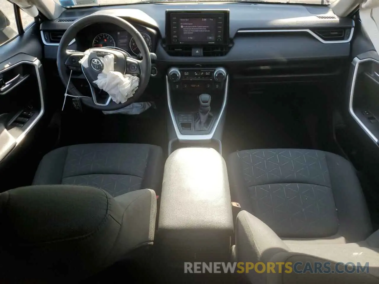 8 Photograph of a damaged car 2T3P1RFV3MC169094 TOYOTA RAV4 2021