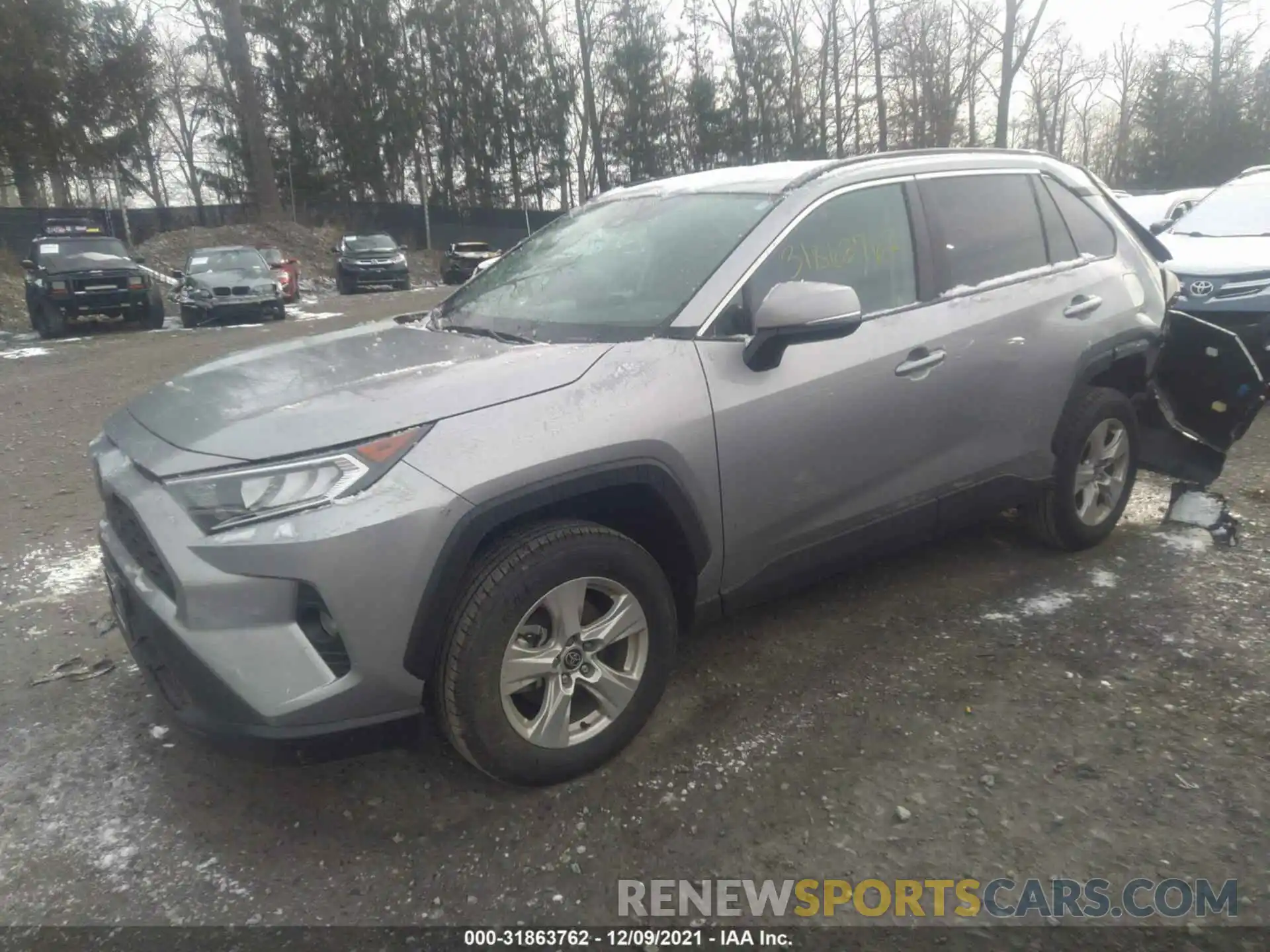 2 Photograph of a damaged car 2T3P1RFV3MC171234 TOYOTA RAV4 2021