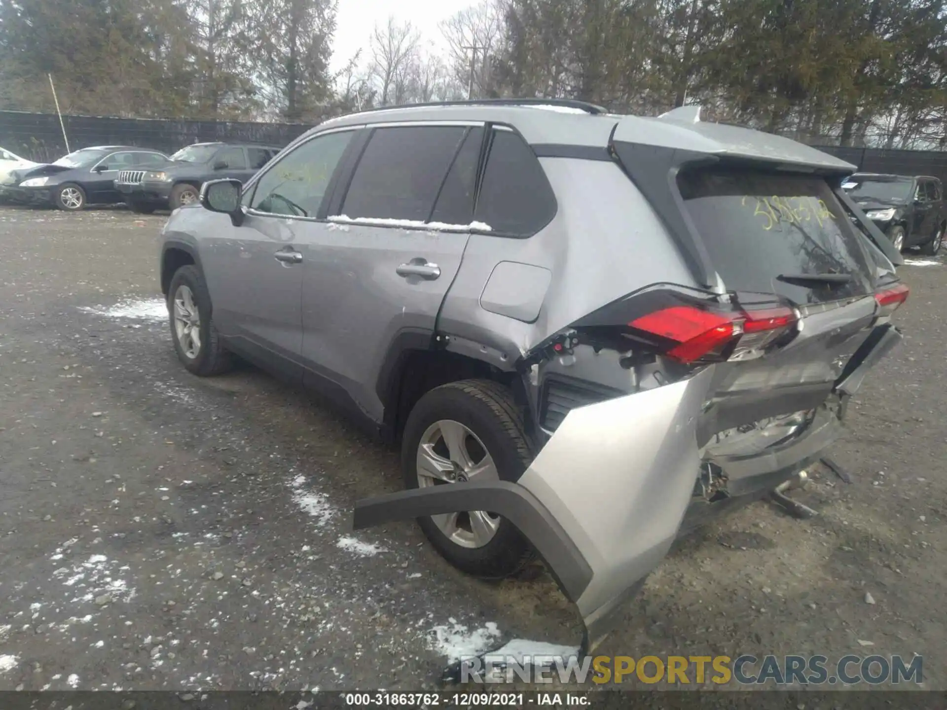 3 Photograph of a damaged car 2T3P1RFV3MC171234 TOYOTA RAV4 2021