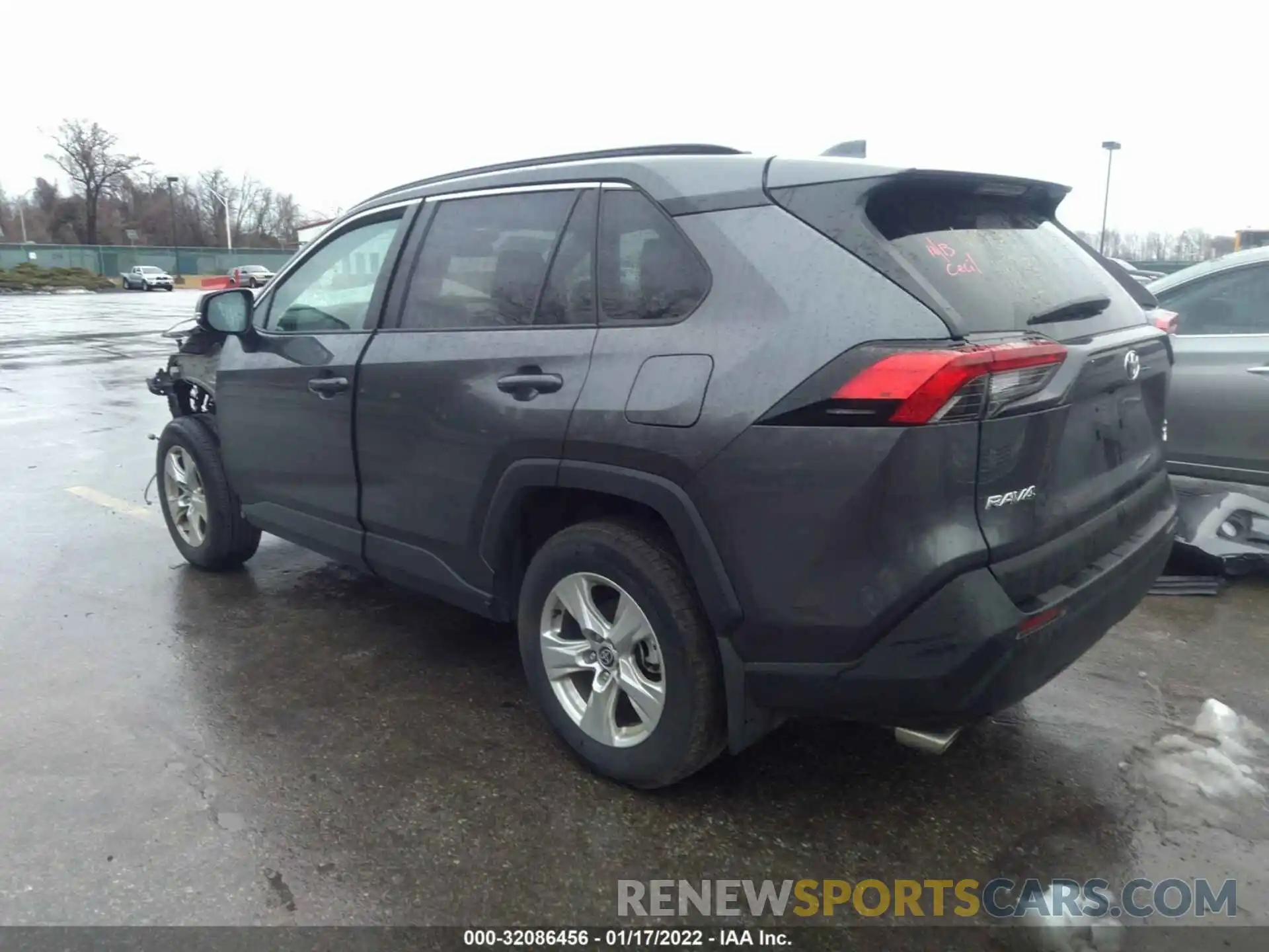 3 Photograph of a damaged car 2T3P1RFV3MC176238 TOYOTA RAV4 2021