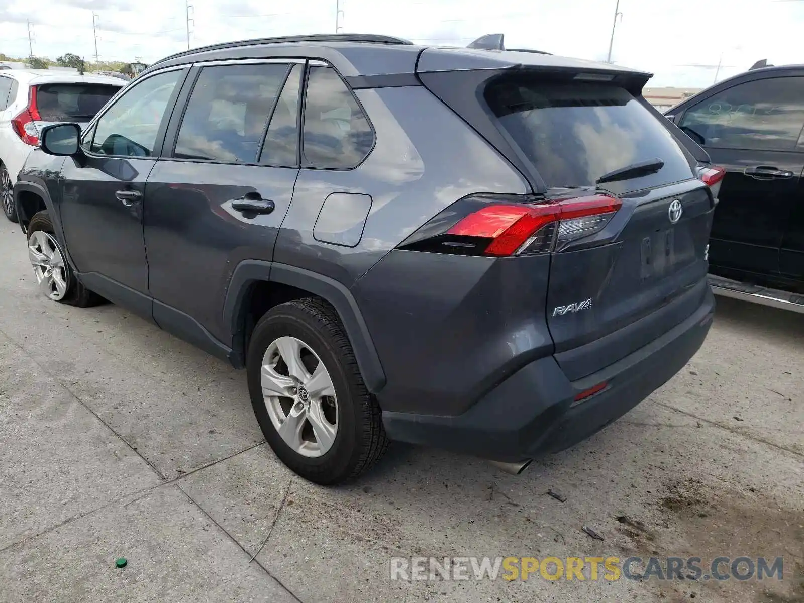 3 Photograph of a damaged car 2T3P1RFV3MC191855 TOYOTA RAV4 2021