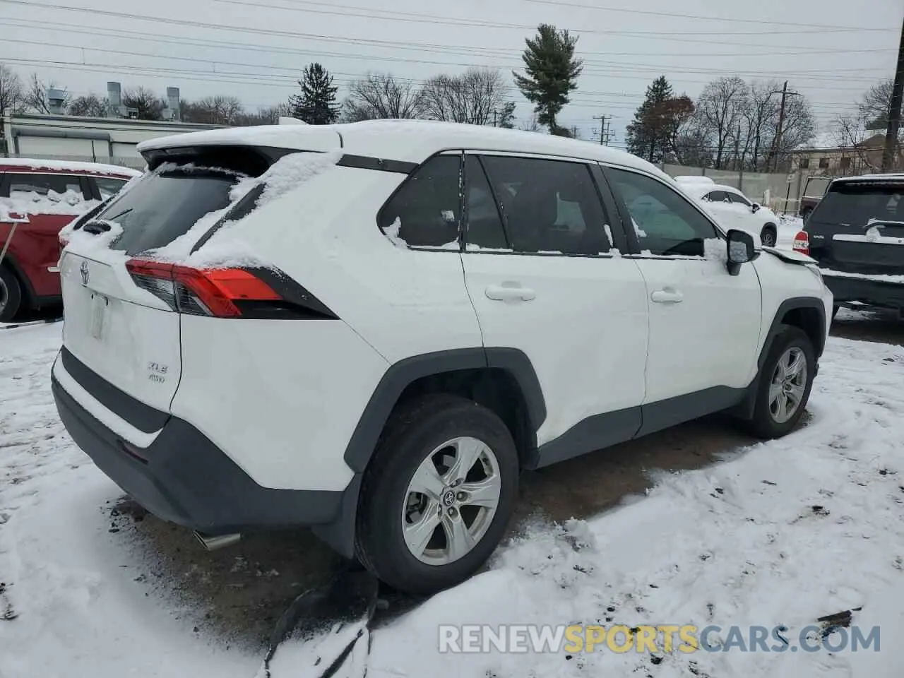 3 Photograph of a damaged car 2T3P1RFV3MC207312 TOYOTA RAV4 2021