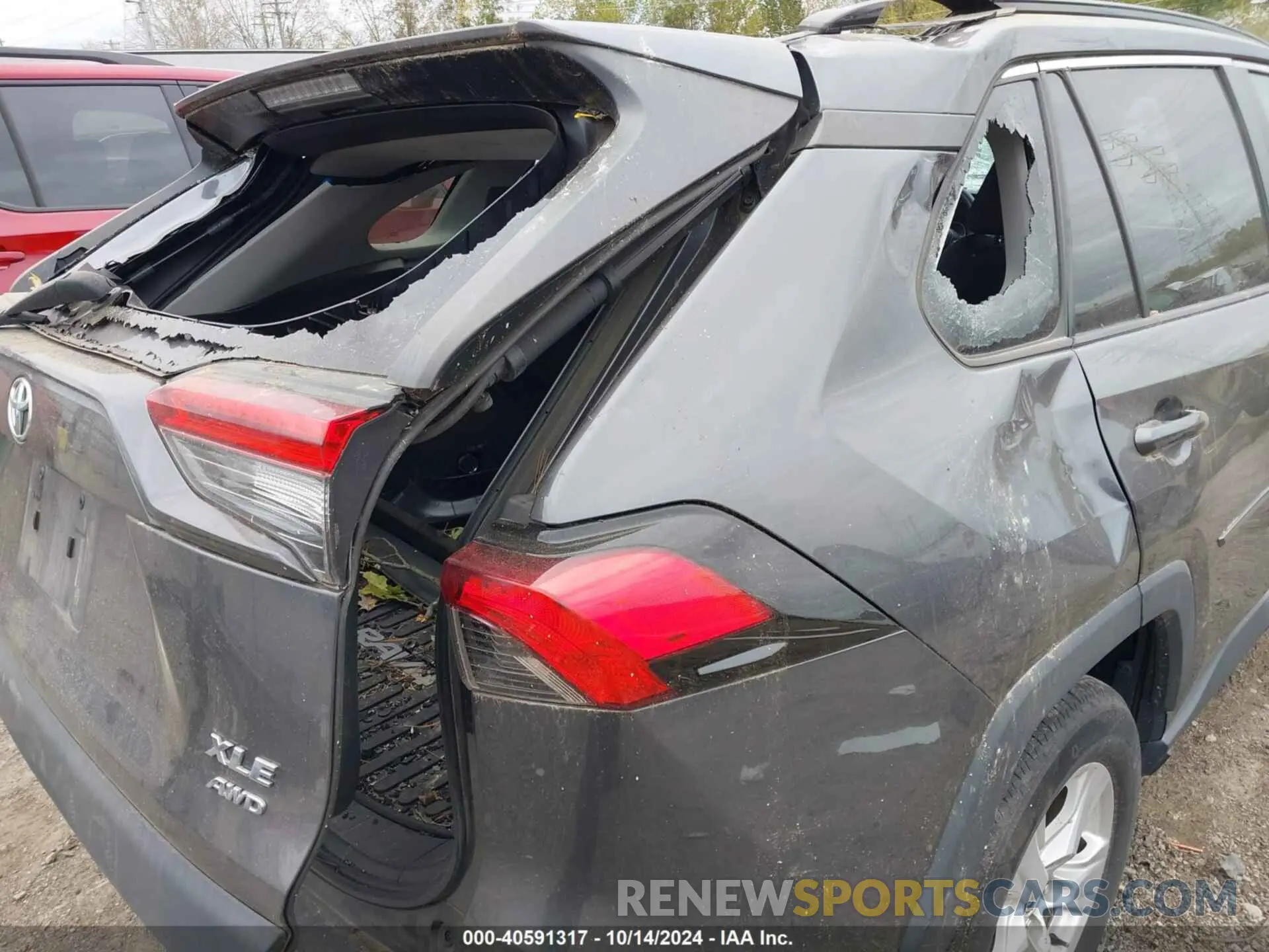 19 Photograph of a damaged car 2T3P1RFV3MC215832 TOYOTA RAV4 2021