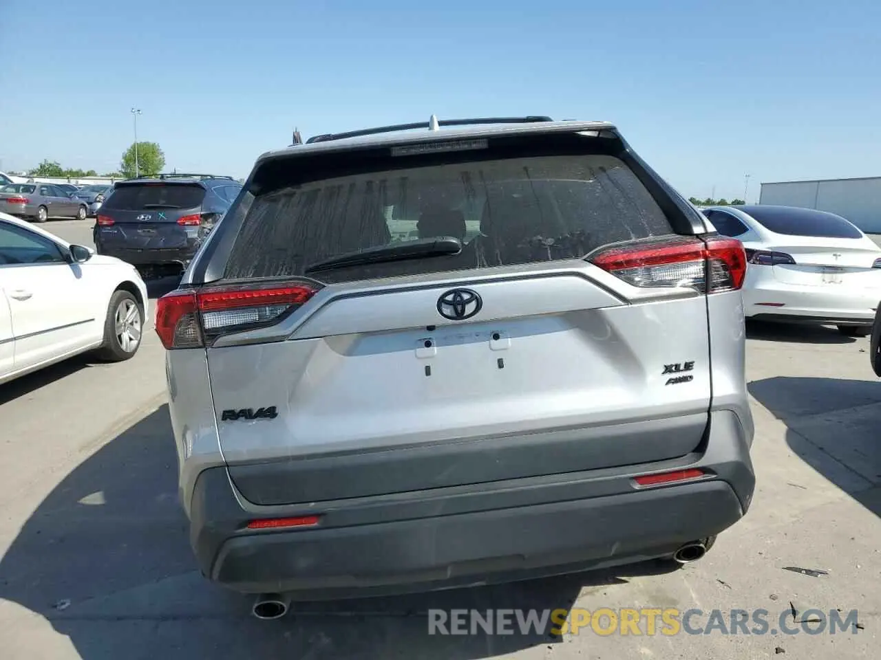 6 Photograph of a damaged car 2T3P1RFV3MC227849 TOYOTA RAV4 2021