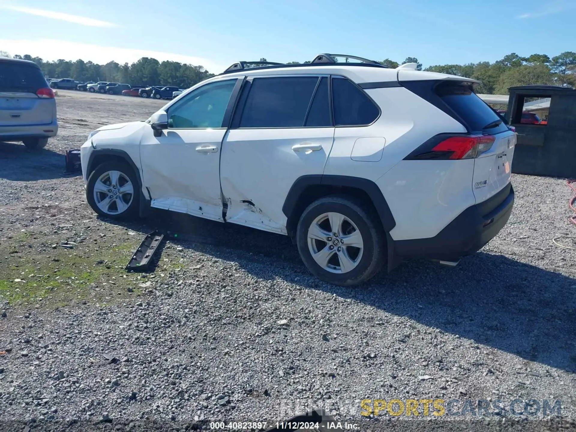 3 Photograph of a damaged car 2T3P1RFV3MC228158 TOYOTA RAV4 2021