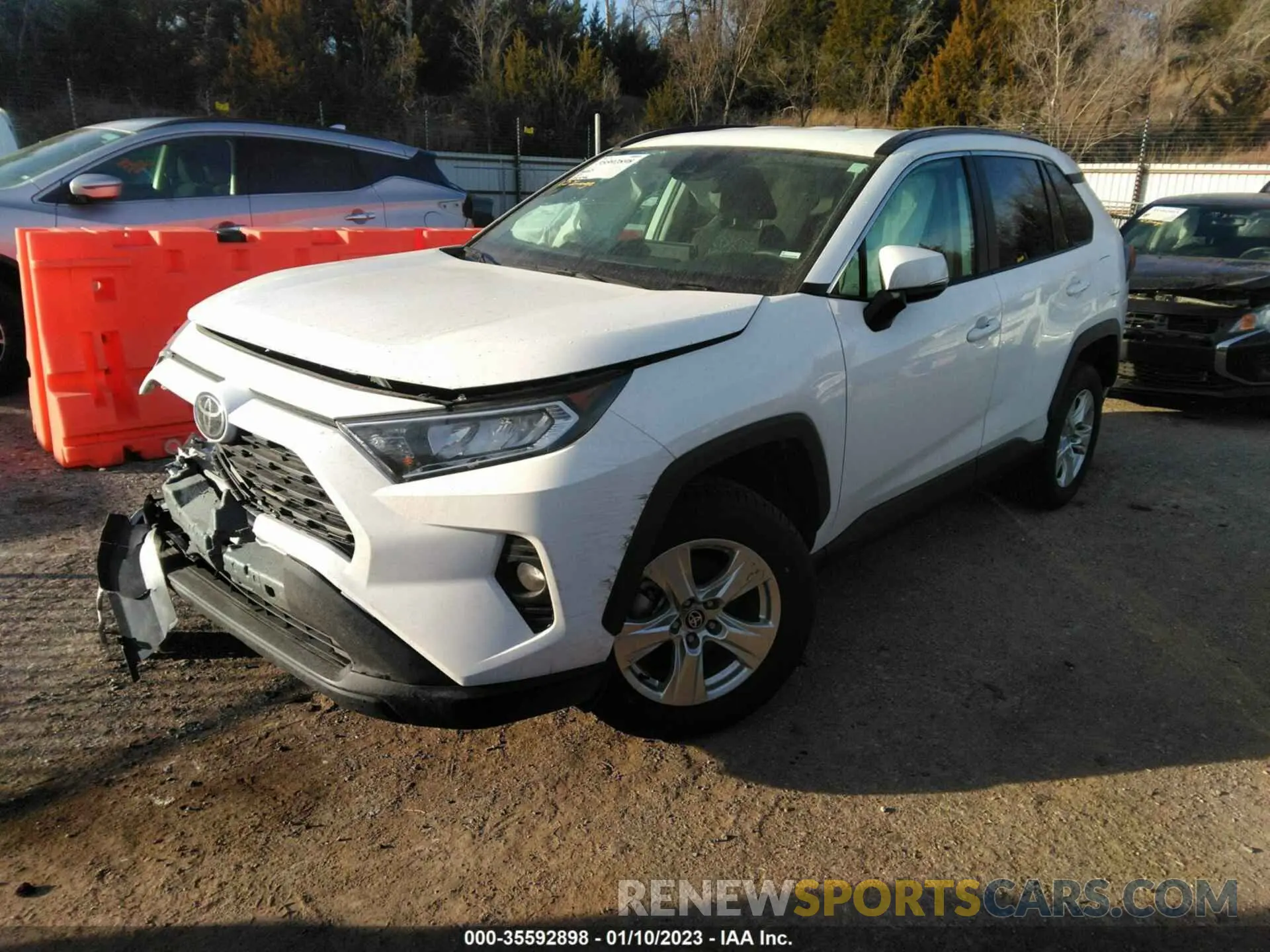2 Photograph of a damaged car 2T3P1RFV3MC229035 TOYOTA RAV4 2021