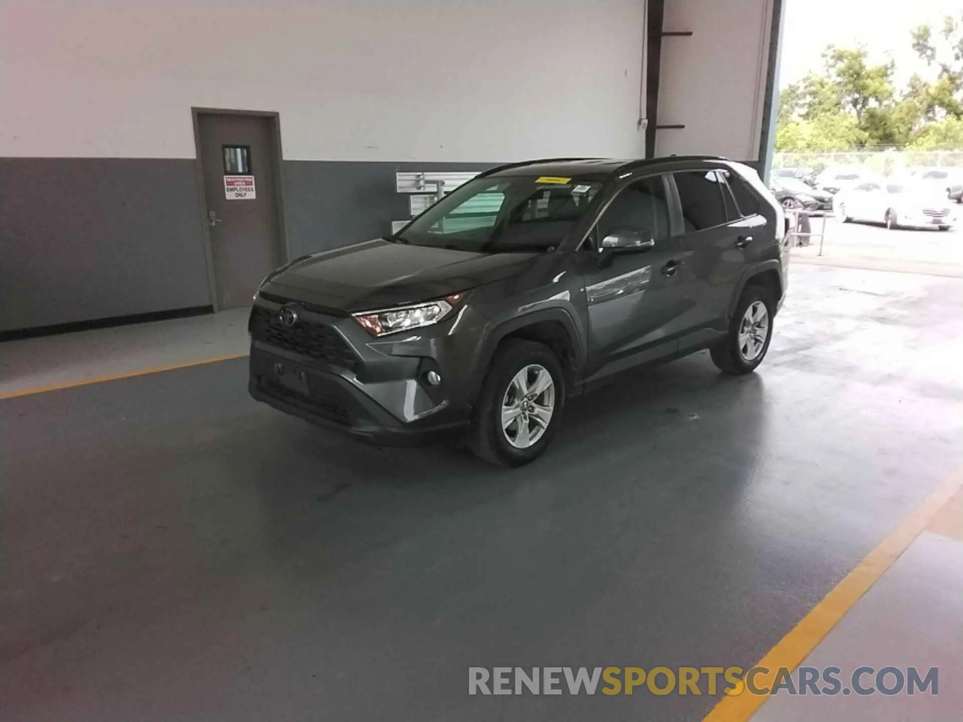 15 Photograph of a damaged car 2T3P1RFV3MC236129 TOYOTA RAV4 2021