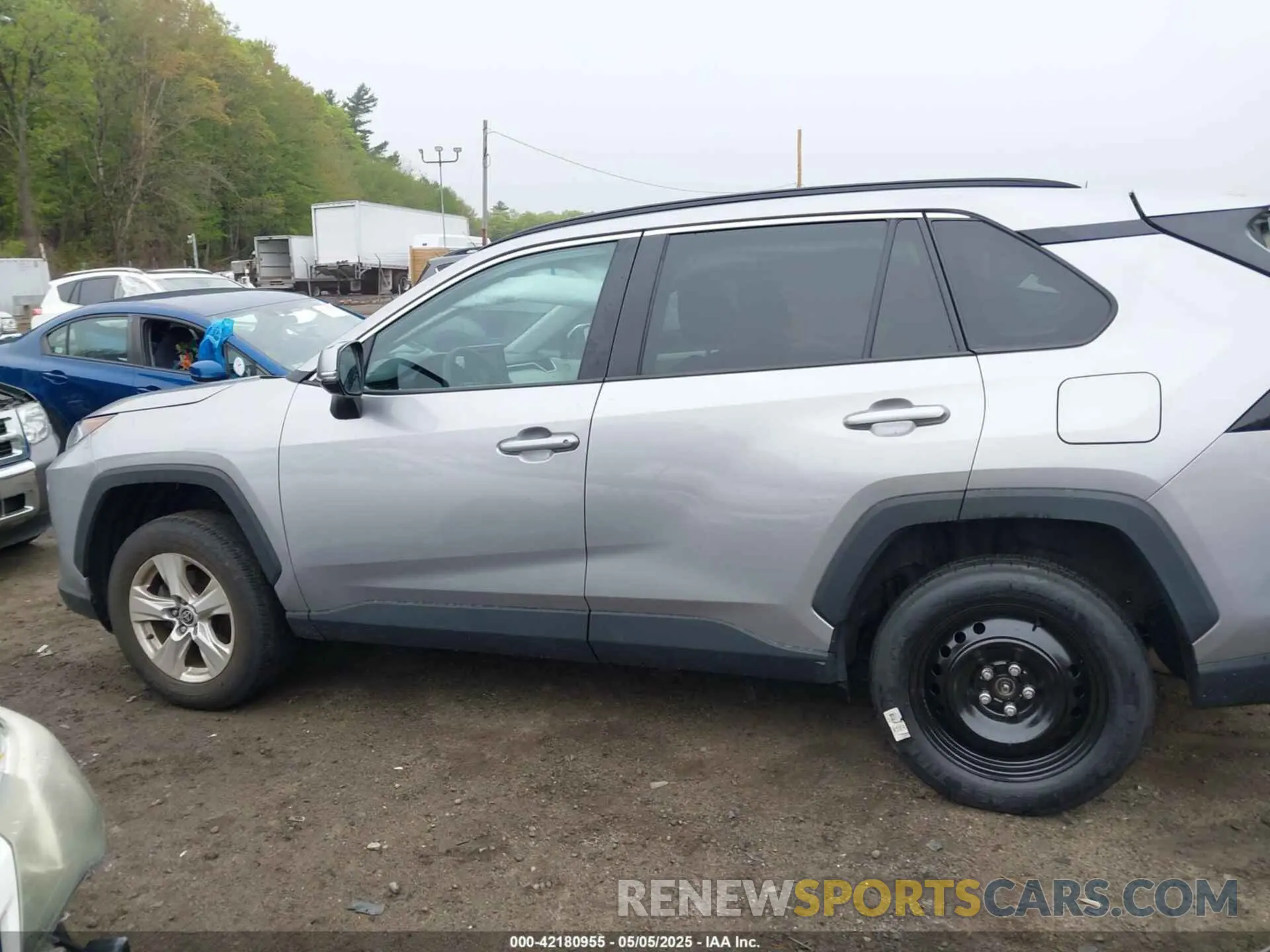 15 Photograph of a damaged car 2T3P1RFV3MC247132 TOYOTA RAV4 2021