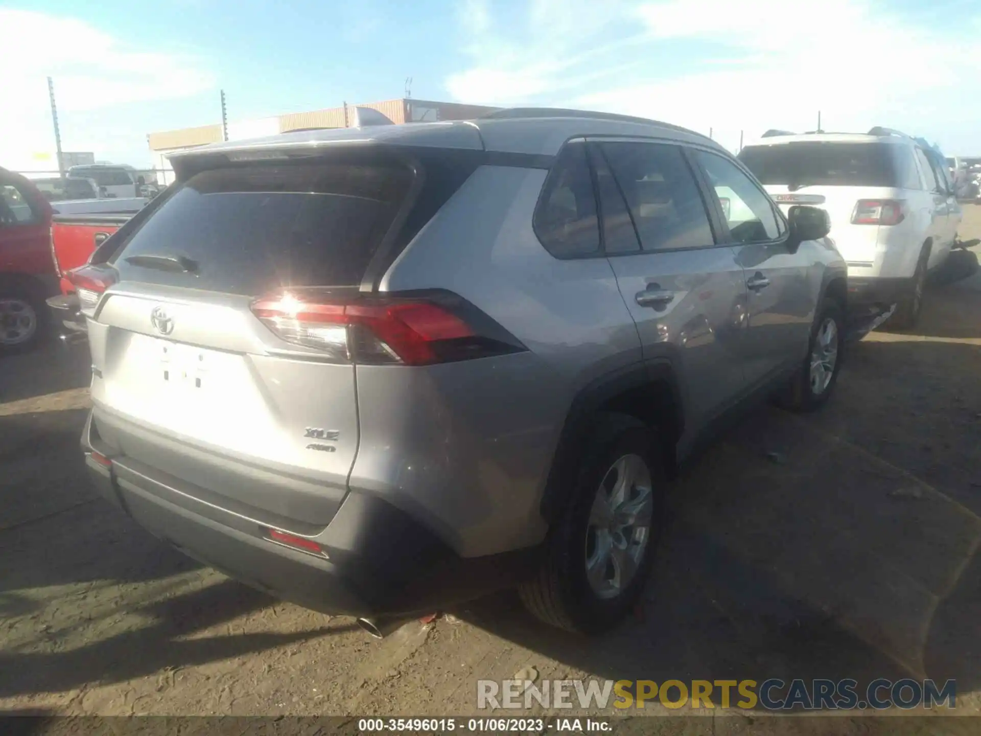 4 Photograph of a damaged car 2T3P1RFV3MW151435 TOYOTA RAV4 2021