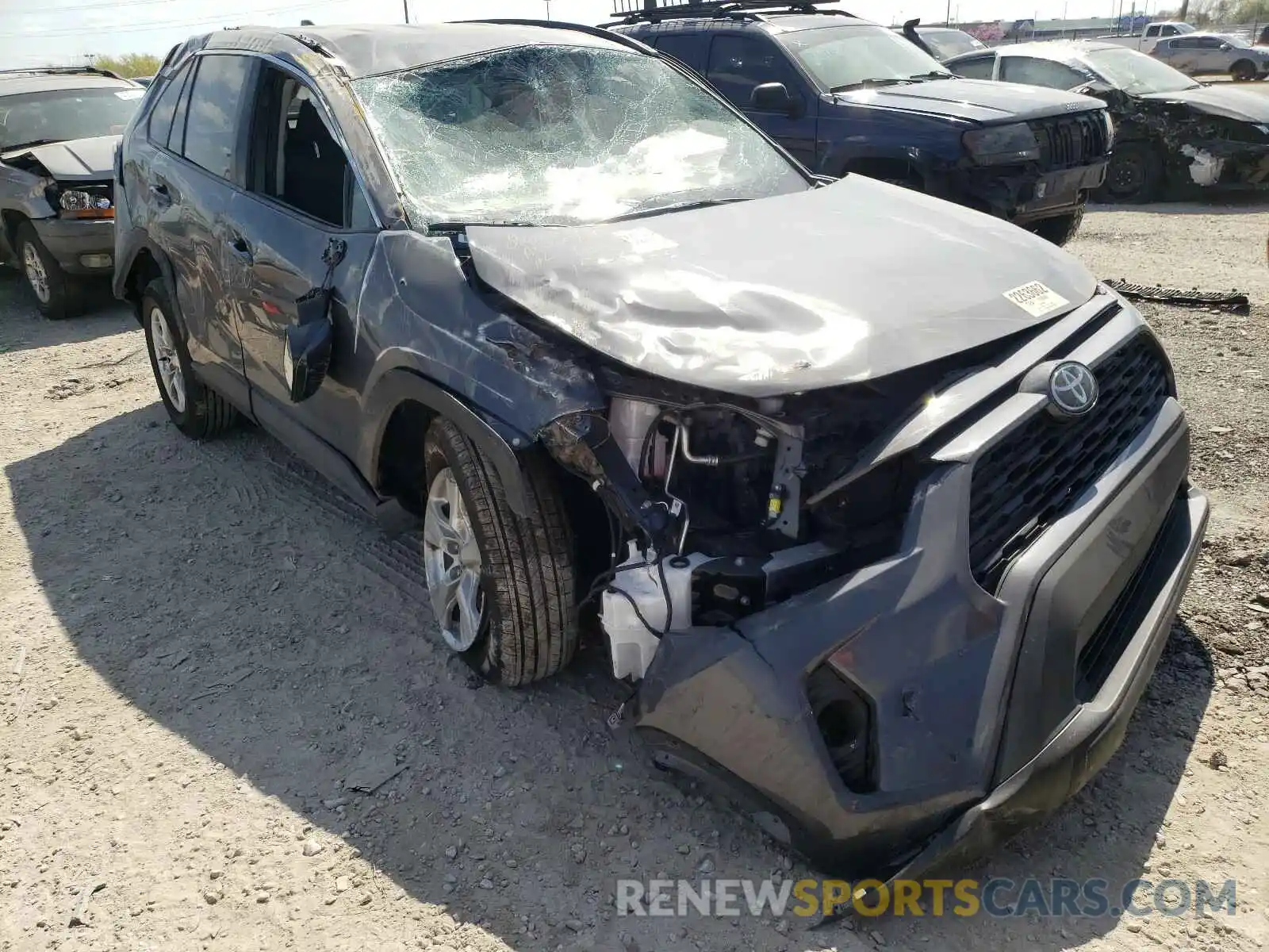 1 Photograph of a damaged car 2T3P1RFV3MW156585 TOYOTA RAV4 2021