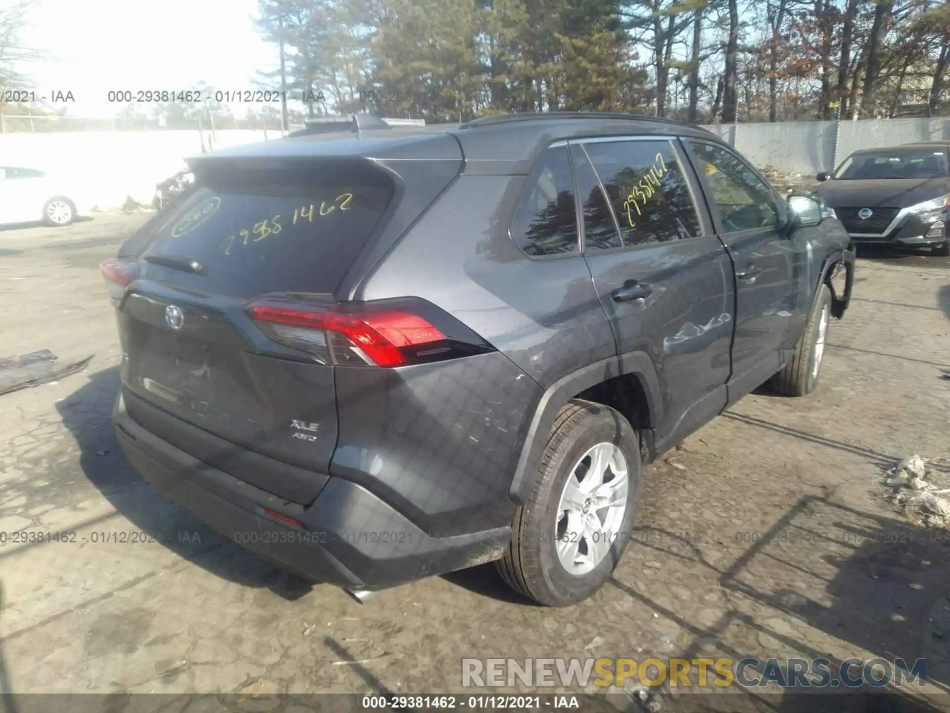 4 Photograph of a damaged car 2T3P1RFV3MW156926 TOYOTA RAV4 2021