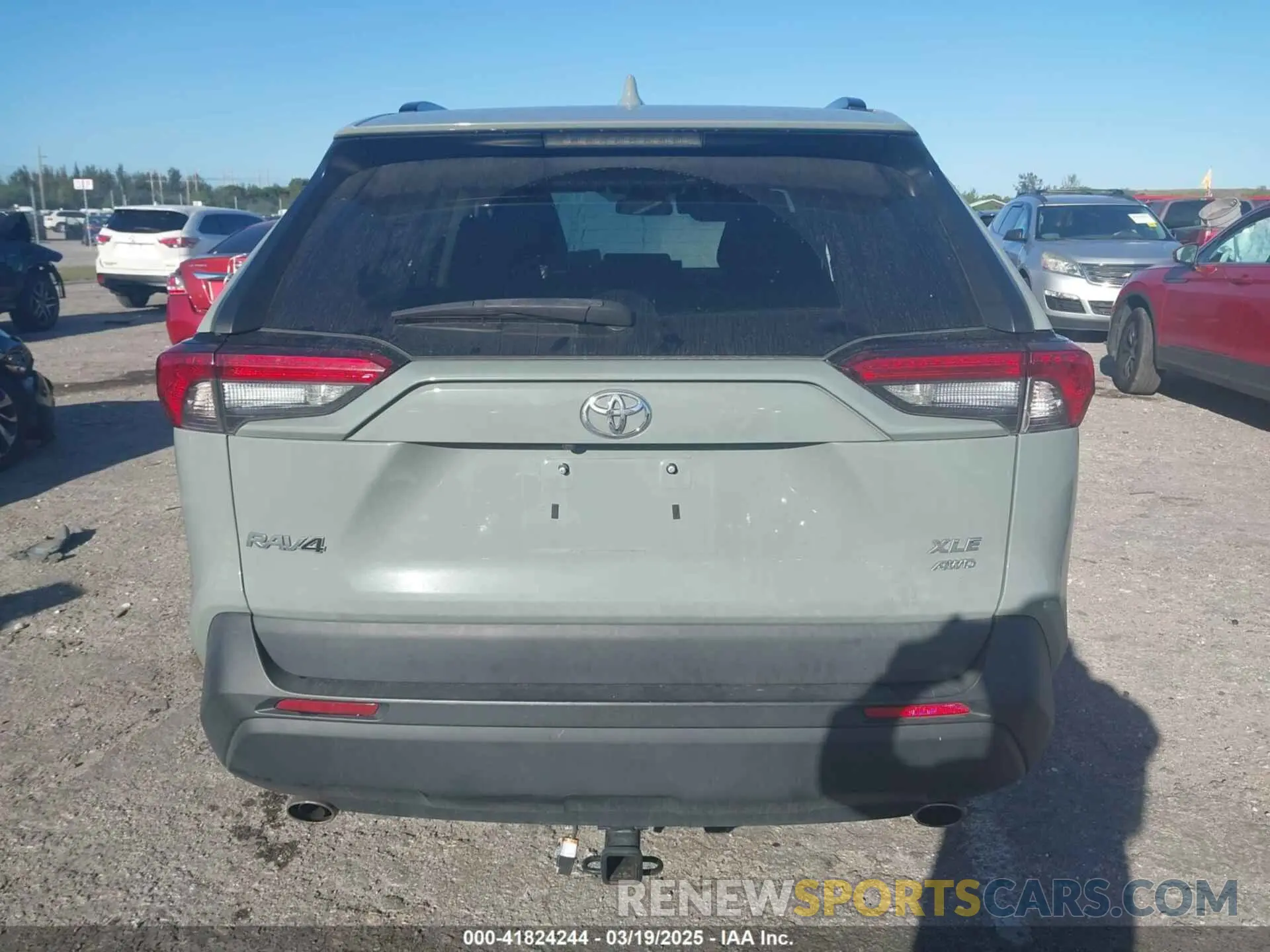 17 Photograph of a damaged car 2T3P1RFV3MW172706 TOYOTA RAV4 2021