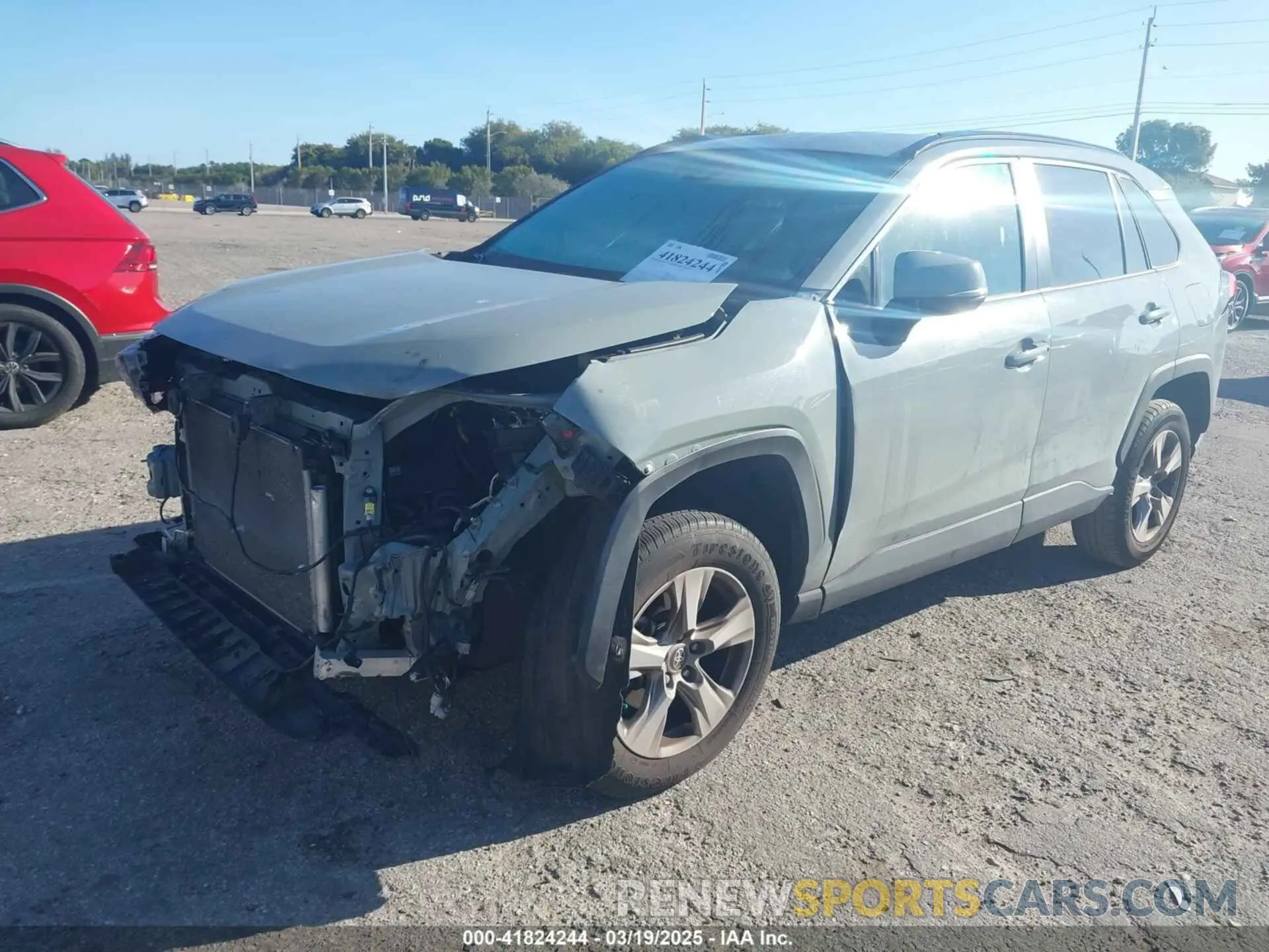 19 Photograph of a damaged car 2T3P1RFV3MW172706 TOYOTA RAV4 2021
