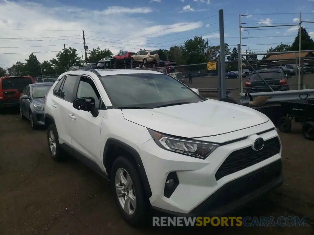 1 Photograph of a damaged car 2T3P1RFV3MW178148 TOYOTA RAV4 2021